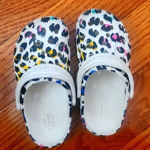 Crocs Rainbow Cheetah print